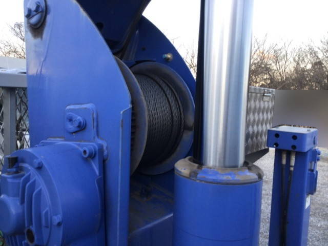 いすゞフォワードセルフクレーン3段中型（4t）[写真11]