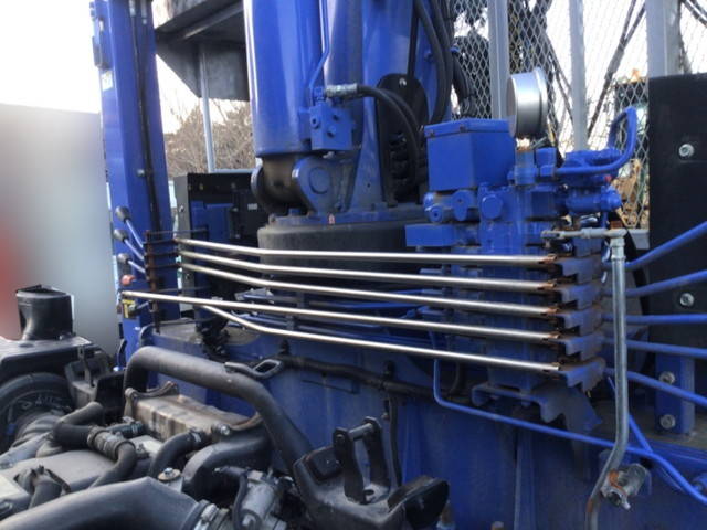 いすゞフォワードセルフクレーン3段中型（4t）[写真13]