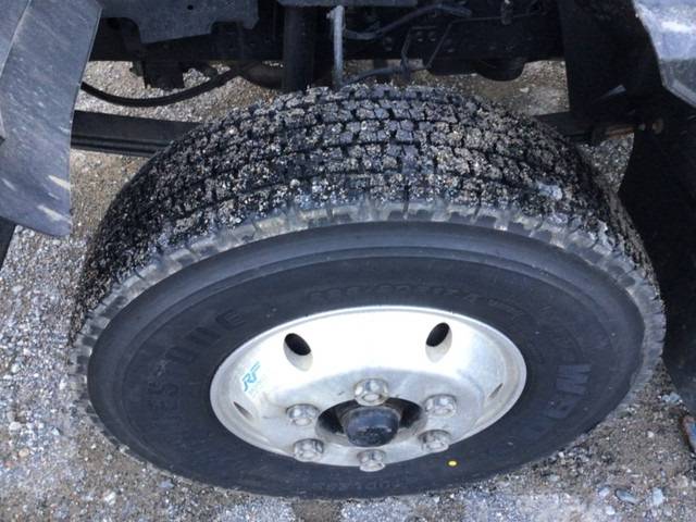 いすゞフォワードセルフクレーン3段中型（4t）[写真22]