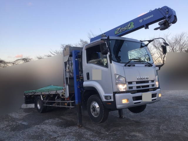 いすゞフォワードセルフクレーン3段中型（4t）[写真03]