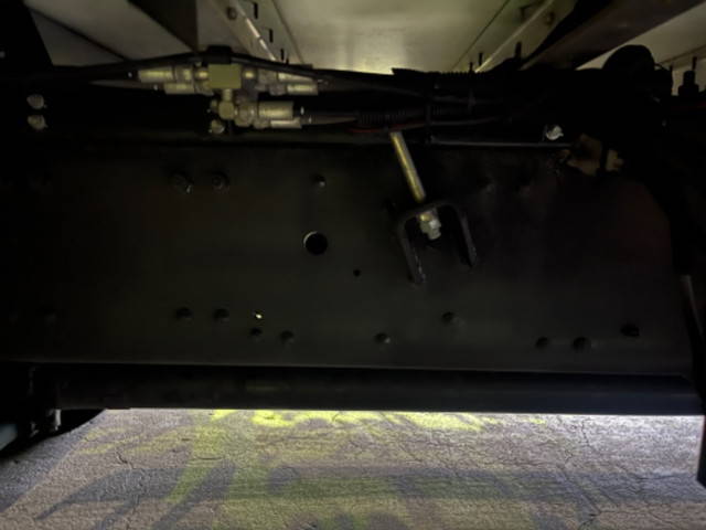 三菱ふそうスーパーグレートアルミウイング大型（10t）[写真21]