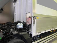 三菱ふそうスーパーグレートアルミウイング大型（10t）[写真26]