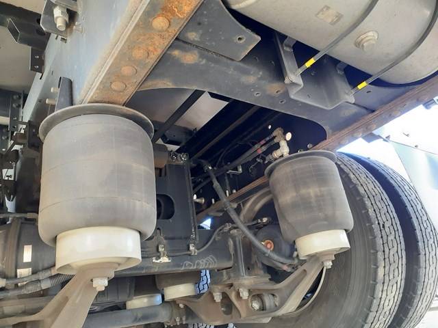 日野プロフィアアルミウイング大型（10t）[写真23]