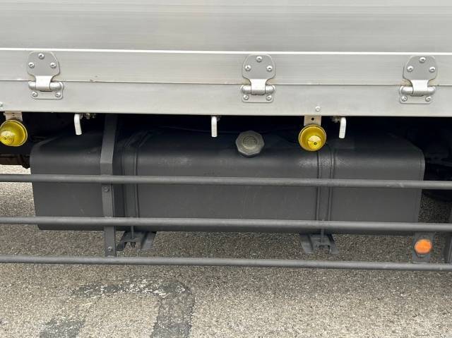 いすゞフォワードクレーン4段増トン（6t・8t）[写真22]