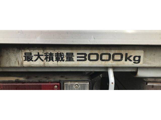 いすゞエルフアルミブロック小型（2t・3t）[写真13]