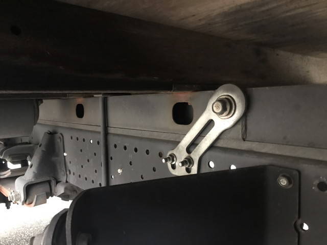 いすゞエルフアルミブロック小型（2t・3t）[写真18]