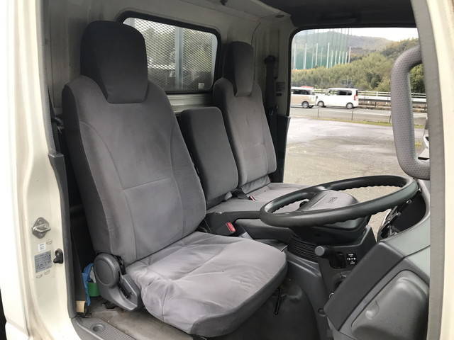 いすゞエルフアルミブロック小型（2t・3t）[写真28]