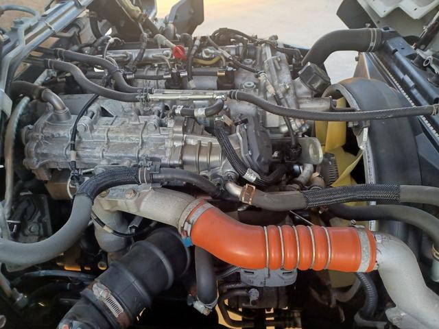 三菱ふそうキャンター平ボディ小型（2t・3t）[写真10]