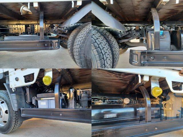 三菱ふそうキャンター平ボディ小型（2t・3t）[写真14]