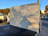 三菱ふそうキャンター平ボディ小型（2t・3t）[写真21]