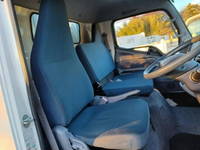 三菱ふそうキャンター平ボディ小型（2t・3t）[写真31]