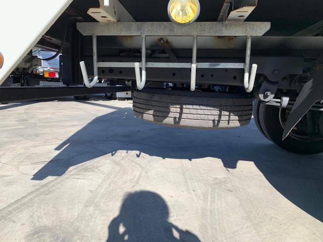 日野デュトロ平ボディ小型（2t・3t）[写真25]