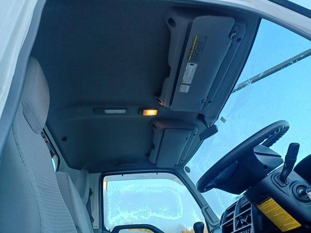 日野デュトロ平ボディ小型（2t・3t）[写真34]