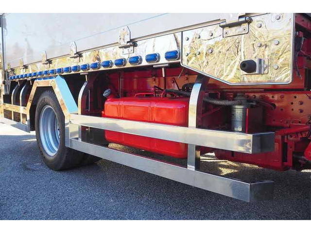 三菱ふそうキャンターアルミブロック小型（2t・3t）[写真13]