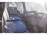 三菱ふそうキャンターアルミブロック小型（2t・3t）[写真32]