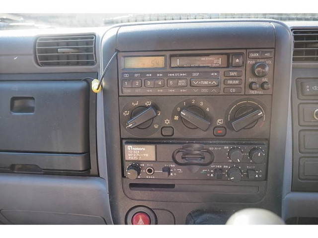 三菱ふそうキャンターアルミブロック小型（2t・3t）[写真34]