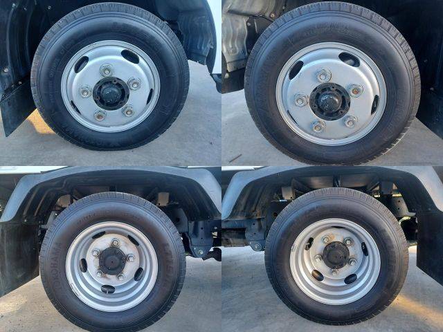 日野デュトロ平ボディ小型（2t・3t）[写真39]