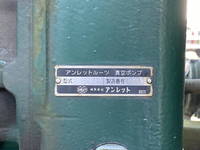 三菱ふそうファイター汚泥吸引車中型（4t）[写真12]