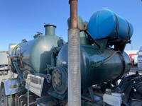 三菱ふそうファイター汚泥吸引車中型（4t）[写真14]