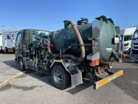 三菱ふそうファイター汚泥吸引車中型（4t）[写真04]