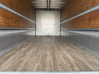 日野レンジャーアルミウイング中型（4t）[写真12]