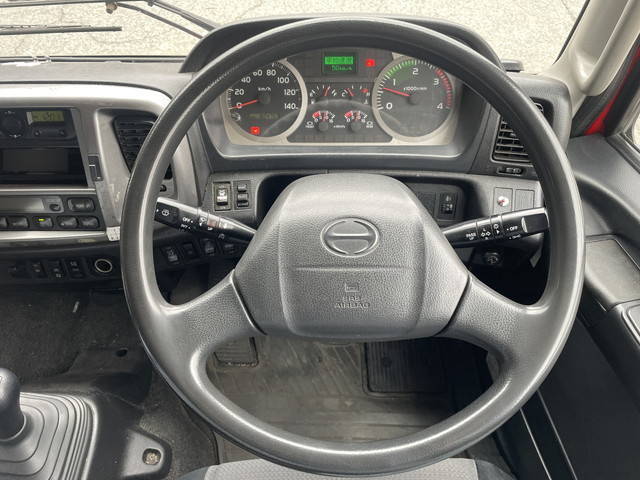 日野レンジャーアルミウイング中型（4t）[写真33]