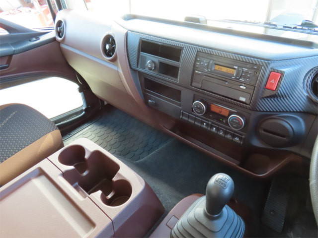 日野レンジャーアルミブロック増トン（6t・8t）[写真14]