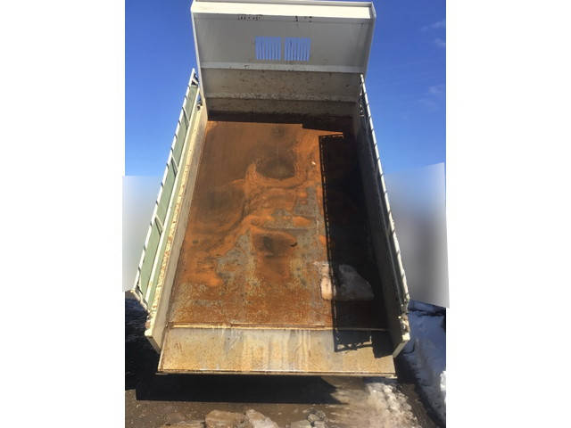 いすゞフォワードダンプ中型（4t）[写真10]