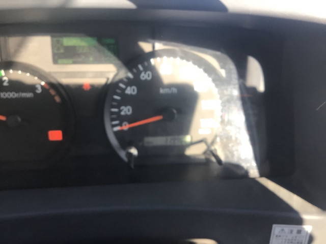 いすゞフォワードダンプ中型（4t）[写真28]