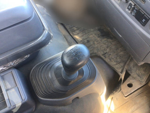 いすゞフォワードダンプ中型（4t）[写真29]