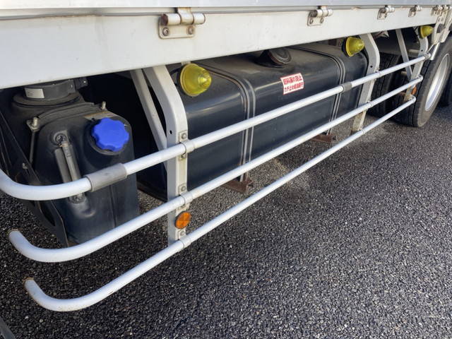 日野プロフィアアルミウイング大型（10t）[写真07]