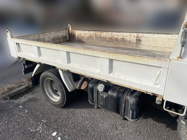 いすゞエルフダンプ小型（2t・3t）[写真04]