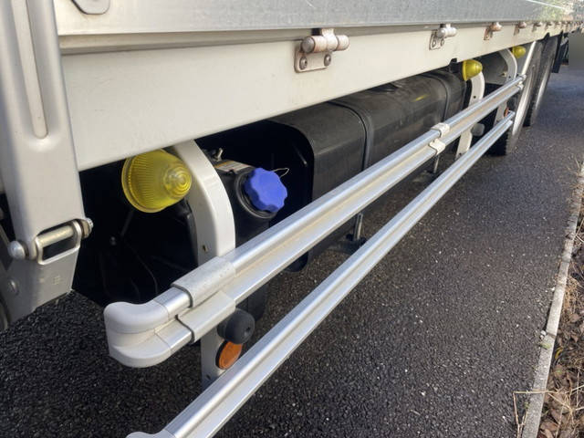 日野プロフィアアルミウイング大型（10t）[写真11]