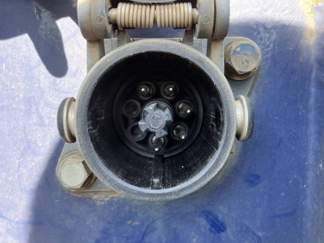 その他のメーカーその他の車種トレーラー（セミトレーラー）大型（10t）[写真17]