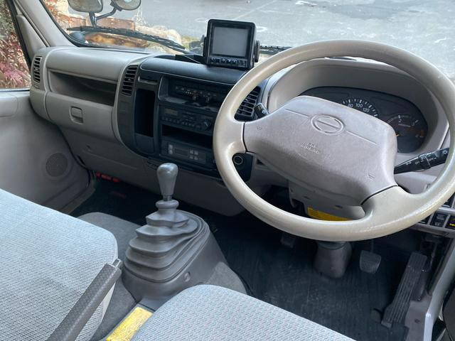 日野デュトロ冷凍車（冷蔵車）小型（2t・3t）[写真15]