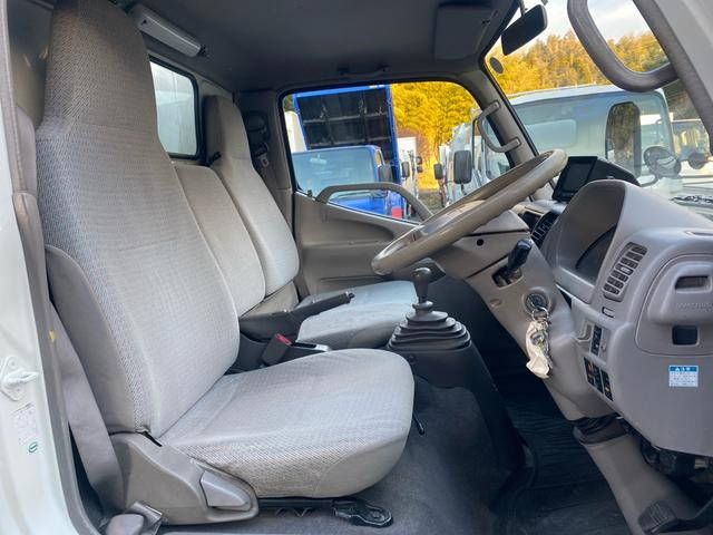 日野デュトロ冷凍車（冷蔵車）小型（2t・3t）[写真18]