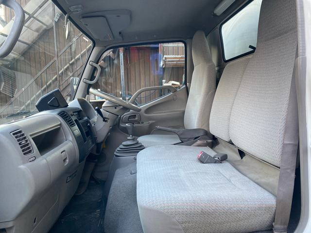 日野デュトロ冷凍車（冷蔵車）小型（2t・3t）[写真19]