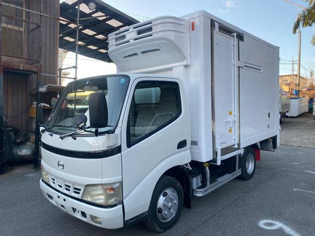 日野デュトロ冷凍車（冷蔵車）小型（2t・3t）[写真03]
