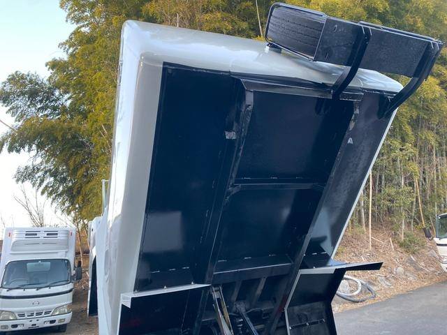 日産アトラスパッカー車（塵芥車）小型（2t・3t）[写真13]