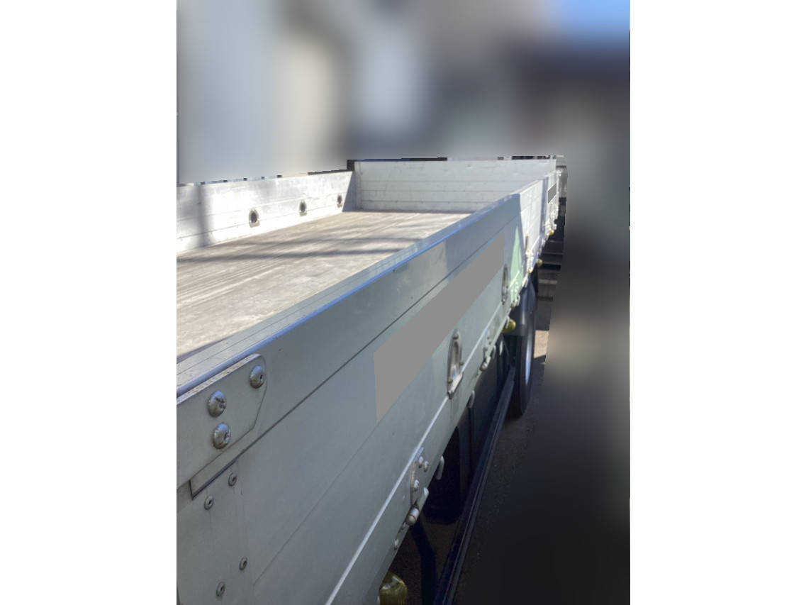 UDトラックスコンドルクレーン5段中型（4t）[写真05]