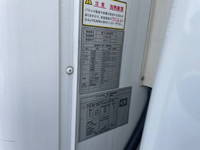 三菱ふそうキャンター冷凍車（冷蔵車）小型（2t・3t）[写真10]