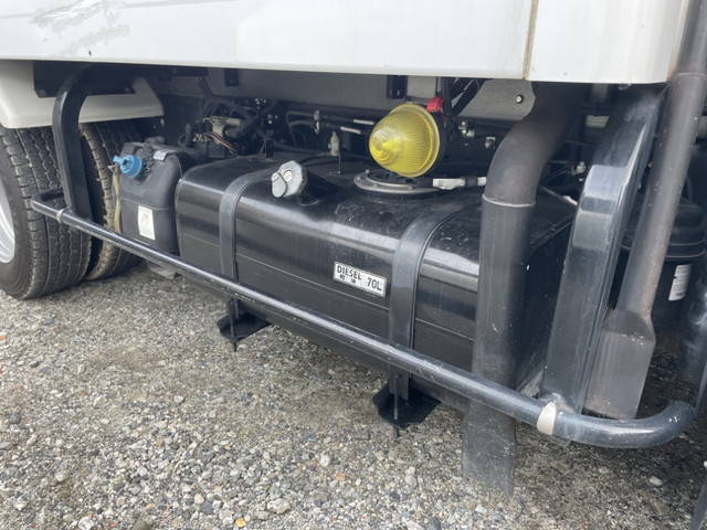 三菱ふそうキャンター冷凍車（冷蔵車）小型（2t・3t）[写真12]