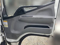 三菱ふそうキャンター冷凍車（冷蔵車）小型（2t・3t）[写真26]