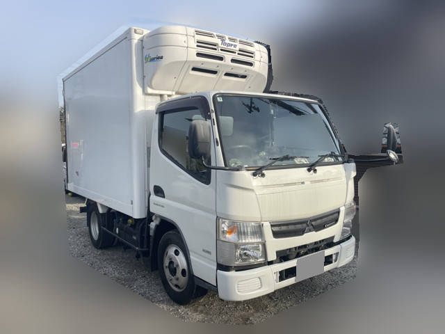 三菱ふそうキャンター冷凍車（冷蔵車）小型（2t・3t）[写真03]