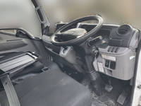 三菱ふそうキャンター冷凍車（冷蔵車）小型（2t・3t）[写真31]