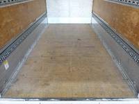 三菱ふそうキャンターアルミウイング小型（2t・3t）[写真11]