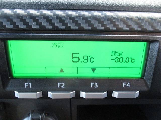 日野レンジャー冷蔵冷凍ウイング増トン（6t・8t）[写真10]