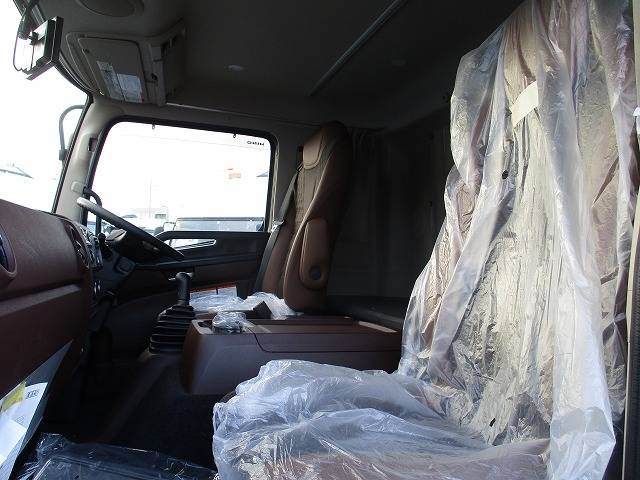 日野レンジャー冷蔵冷凍ウイング増トン（6t・8t）[写真11]