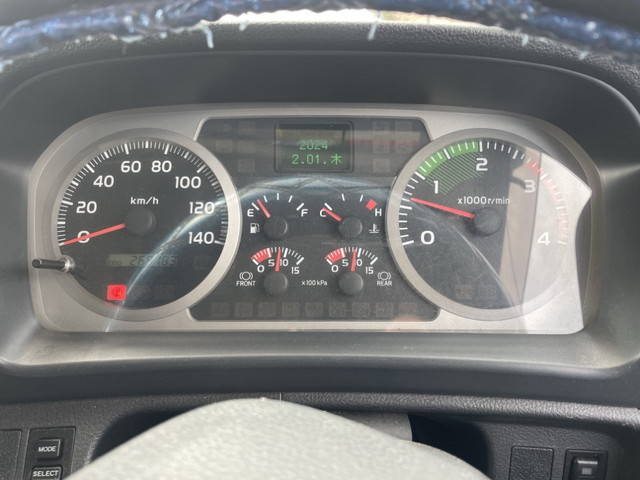 日野レンジャークレーン4段中型（4t）[写真36]