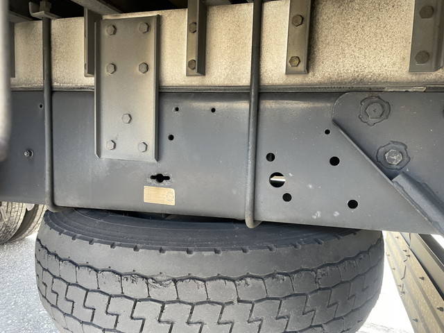 三菱ふそうスーパーグレート冷凍車（冷蔵車）大型（10t）[写真21]